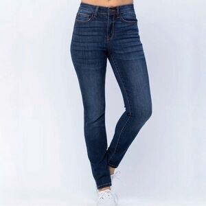 Judy Blue Relaxed Fit High Rise Stretch Denim Jeans, size 7/28